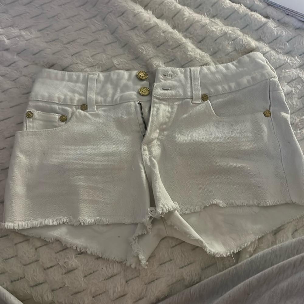 White medium waisted shorts!
